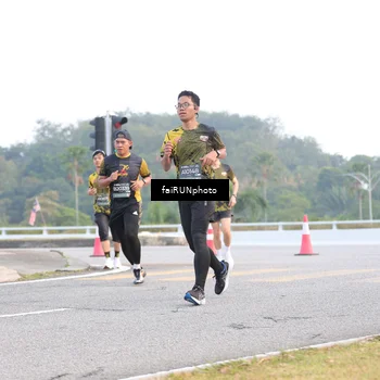 Runner Photo 6458777