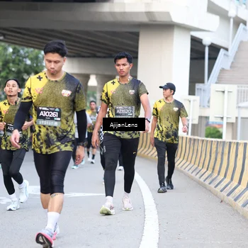 Runner Photo 6458842