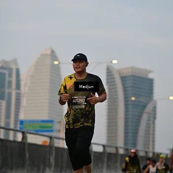 Runner Photo 6458857