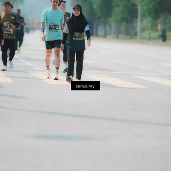 Runner Photo 6458859