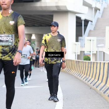 Runner Photo 6458874