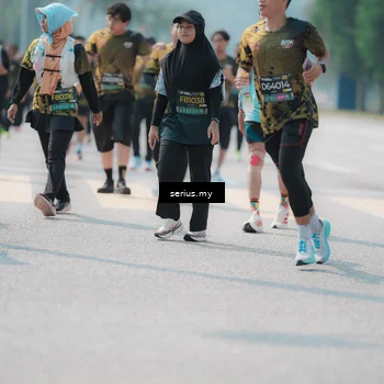 Runner Photo 6458875