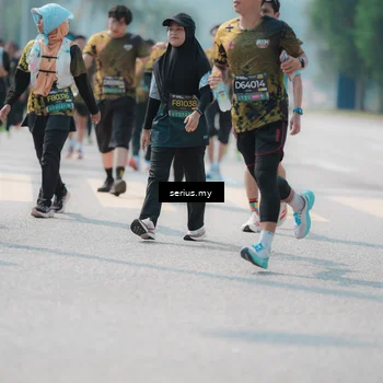Runner Photo 6458878