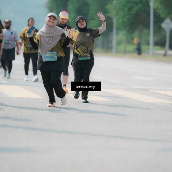 Runner Photo 6459000