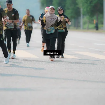 Runner Photo 6459004