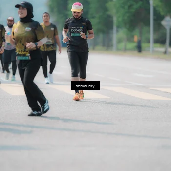 Runner Photo 6459015
