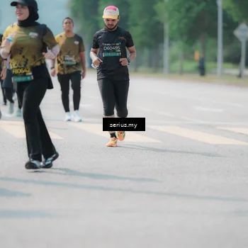Runner Photo 6459018