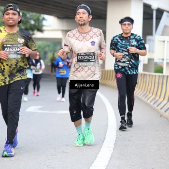Runner Photo 6459019