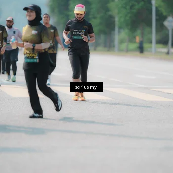 Runner Photo 6459021