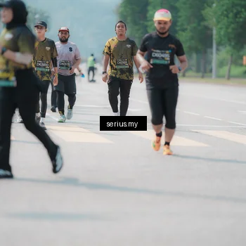 Runner Photo 6459022