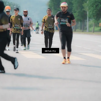 Runner Photo 6459025