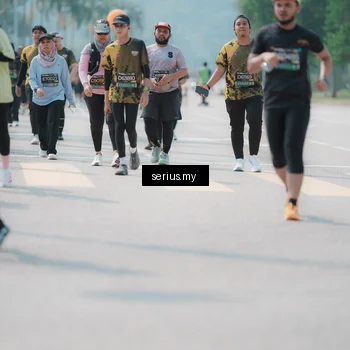 Runner Photo 6459034