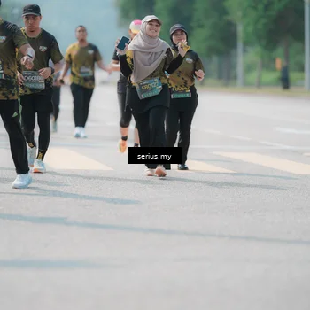 Runner Photo 6459036