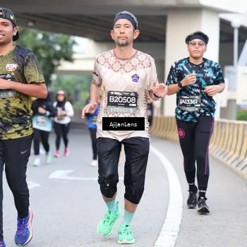 Runner Photo 6459041