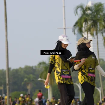 Runner Photo 6459049
