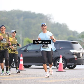 Runner Photo 6459066