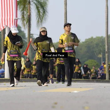 Runner Photo 6459088