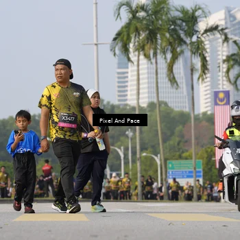 Runner Photo 6459137