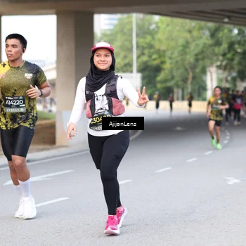 Runner Photo 6459140