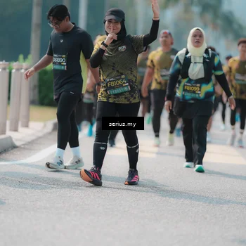 Runner Photo 6459143