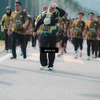 Runner Photo 6459150
