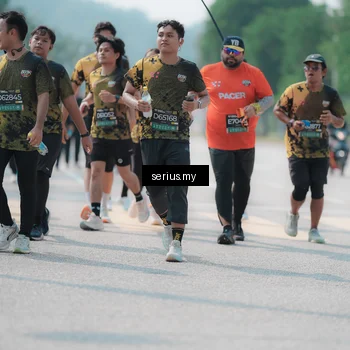 Runner Photo 6459177