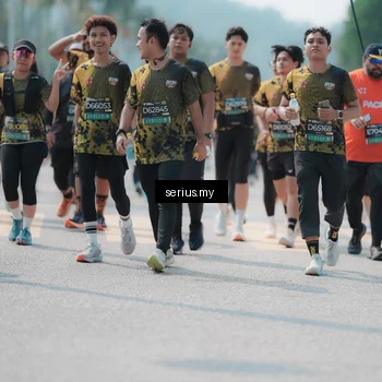Runner Photo 6459181