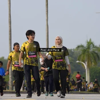 Runner Photo 6459198