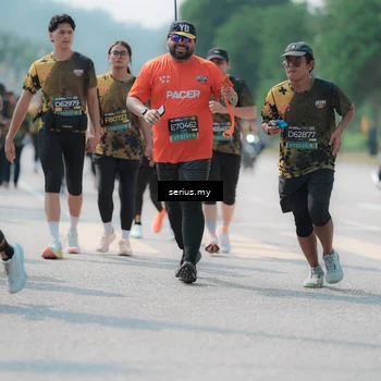 Runner Photo 6459206