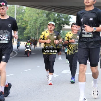 Runner Photo 6459212