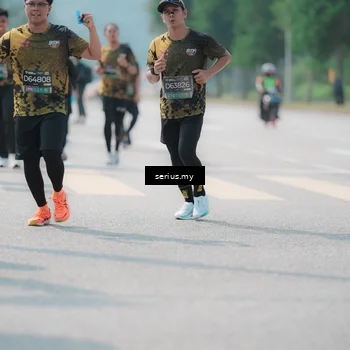 Runner Photo 6459224
