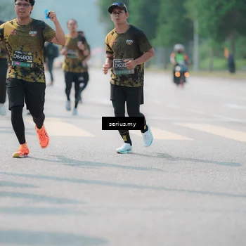 Runner Photo 6459228
