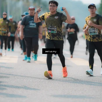 Runner Photo 6459238