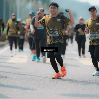 Runner Photo 6459243