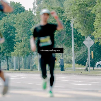 Runner Photo 6459250