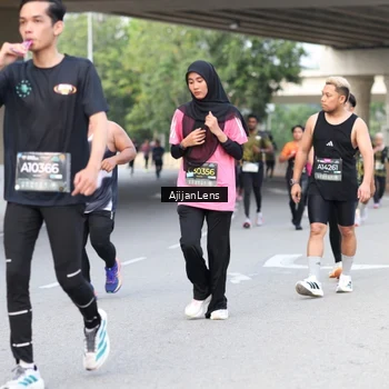 Runner Photo 6459256
