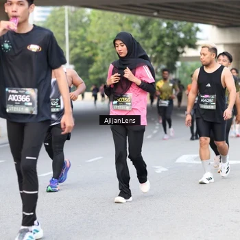 Runner Photo 6459258
