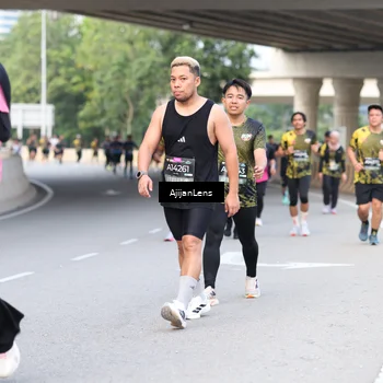 Runner Photo 6459277