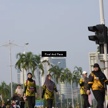 Runner Photo 6459278