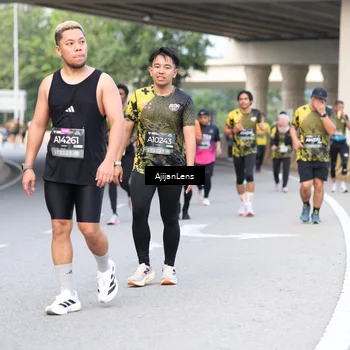 Runner Photo 6459305