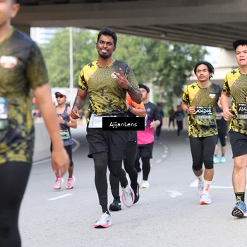 Runner Photo 6459340