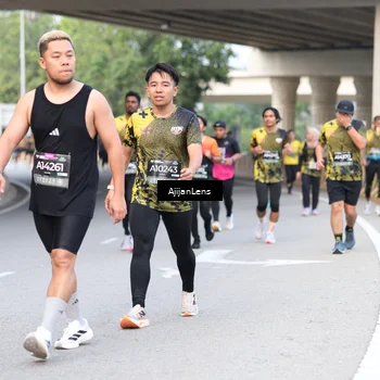 Runner Photo 6459345