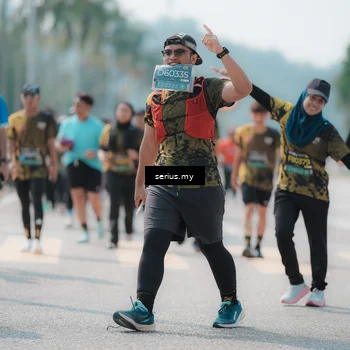 Runner Photo 6459379