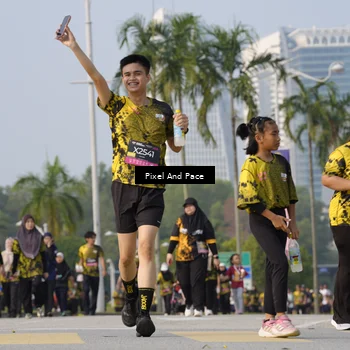 Runner Photo 6459403