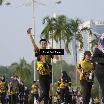 Runner Photo 6459419