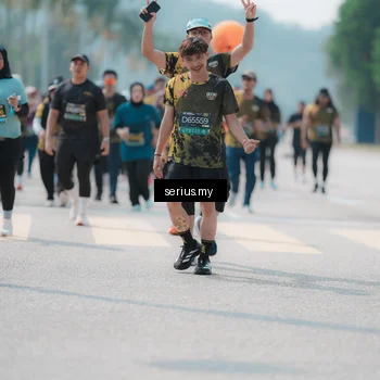 Runner Photo 6459435
