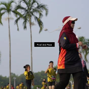 Runner Photo 6459440