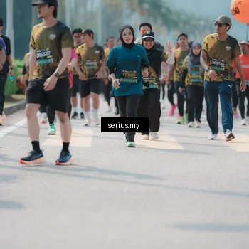 Runner Photo 6459442