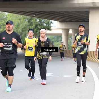 Runner Photo 6459448