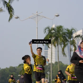 Runner Photo 6459454
